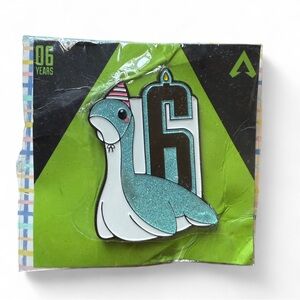 Apex Legends Nessie 6th Anniversary Pin *rare*